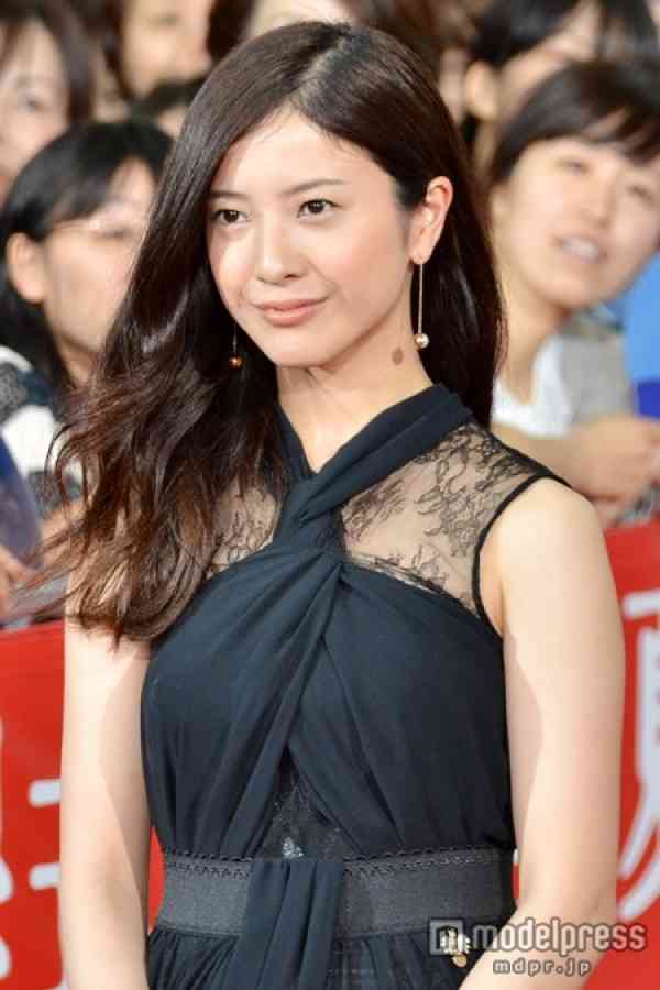吉高由里子、10ヶ月間の海外生活明かす「学びたいと思うようになった」語学への憧れも - モデルプレス