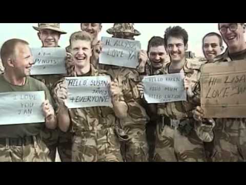John Lennon -"Happy Xmas (War Is Over)"-Offical Video-HQ - YouTube