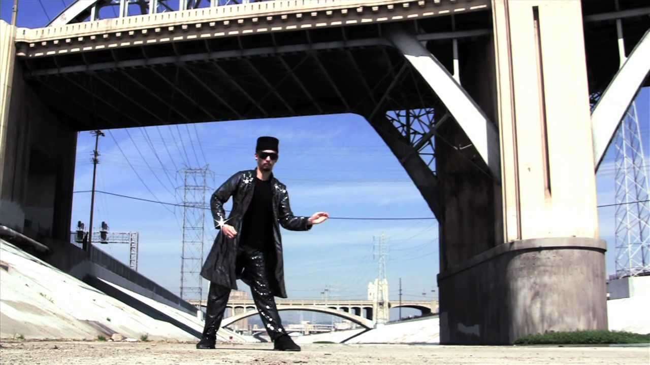Best freestyle ever || Walking sage || 2012 || Yusuke Animation Dance || HJM FILMS - YouTube
