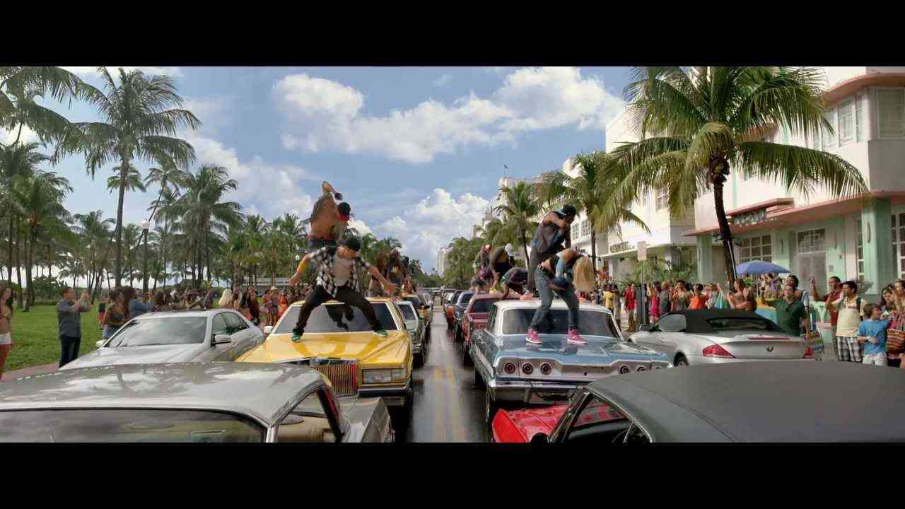 STEP UP 4 REVOLUTION 3D - Scena d'apertura (v.o.) dancing "Let's Go" - Travis Barker - YouTube