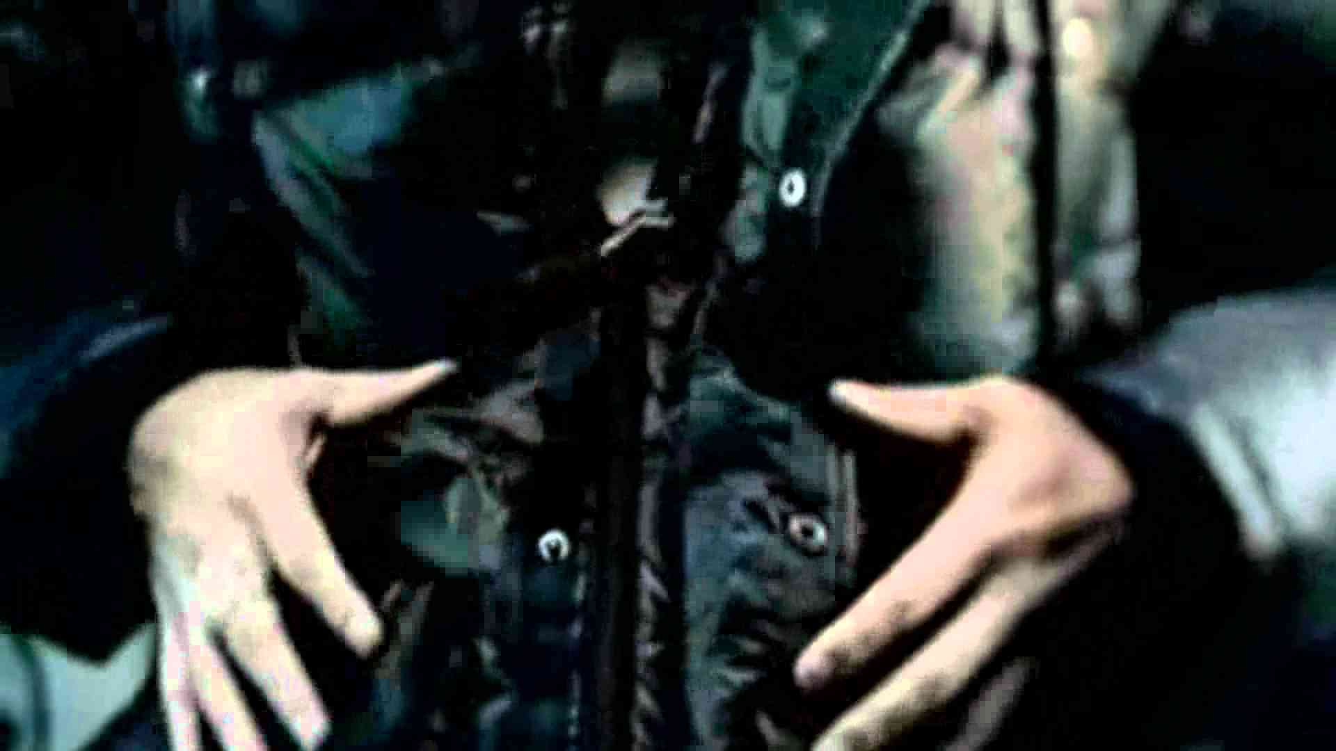 CM Right-on 「ガレージ」篇 岡田准一 - YouTube