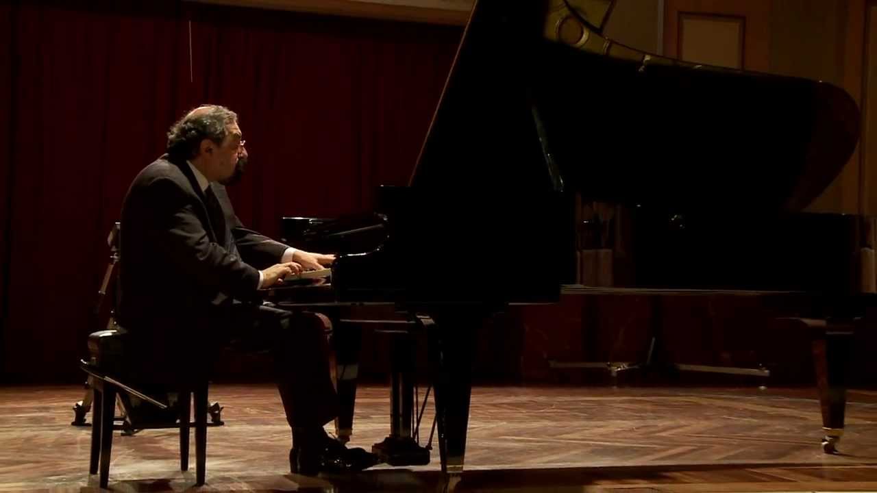 BORIS BERMAN plays C. DEBUSSY Childrens corner IV "The Snow is Dancing" - YouTube