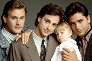 『フルハウス』ジェシーおじさんことジョン・ステイモス、人気誌で