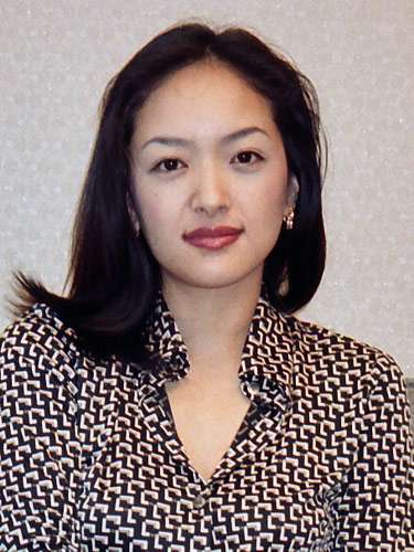 喜多嶋舞、芸能界引退を表明「残りの人生を母として妻として生きる」