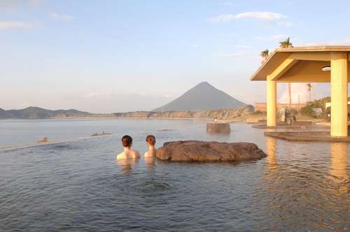 ヘルシーランド・露天風呂「たまて箱温泉」｜鹿児島県観光サイト/本物。の旅かごしま