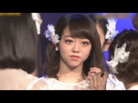 【放送事故】 AKB48 峯岸みなみ ダミーマイク 口パクがバレる事故 レゴ一卜太賞 - YouTube