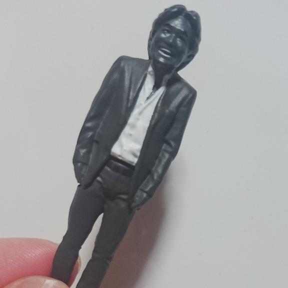 【画像】『コーヒーカップの松崎しげる』で遊び倒す人たち続出ww