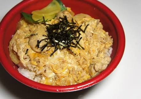 ほっともっとが「のり牛」投入、人気No.1のり弁当と牛めしが合体。