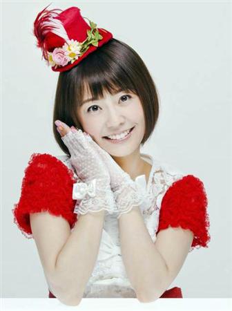 脊山麻理子＆杉原杏璃＆橋本マナミ、ミニスカXmas衣装で3ショット