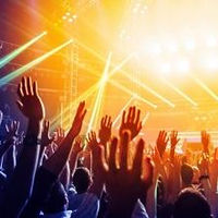 ライブ会場不足が深刻化！音楽業界を襲う「２０１６年問題」とは？ - NAVER まとめ