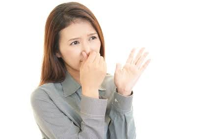 人の口臭どの程度気になりますか？