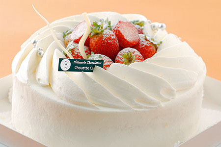 生クリームたっぷりスイーツ 画像