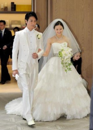 【画像】有名人の結婚式の画像トピ