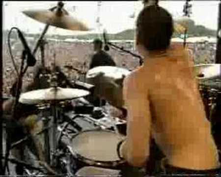 Rage Against The Machine  -  Killing In The Name  -  1993 - YouTube