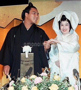 【画像】有名人の結婚式の画像トピ
