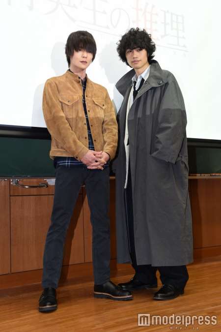 斎藤工、イメチェン失敗？「びっくりするくらいアフロ」