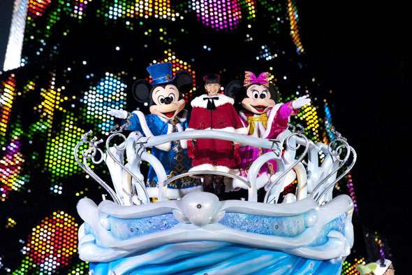 “夜のディズニーシー”を貸切、一夜限りのイベントに武井咲＆8,000人