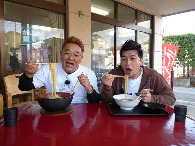 サンドウィッチマン、被災したラーメン店の復活劇を追う「これが東北魂だ」 - お笑いナタリー