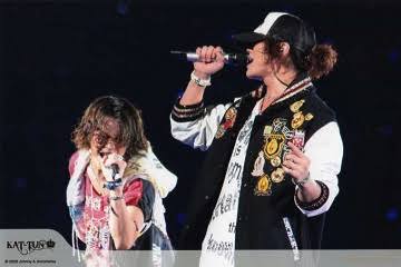 好きなアーティストのLIVE中の画像を貼るトピ