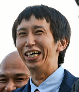 顎がない・小さい人〜