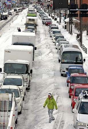 雪で遅刻、許される?