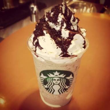生クリームたっぷりスイーツ 画像