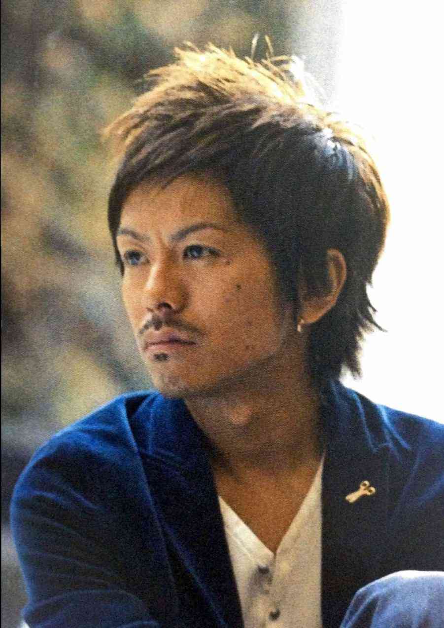 そっくりさんでV6を完成させよう