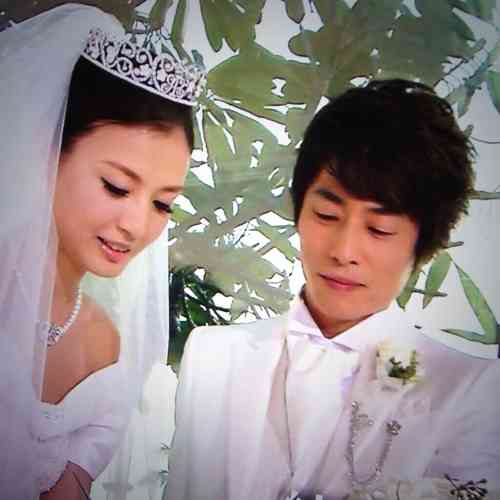 【画像】有名人の結婚式の画像トピ