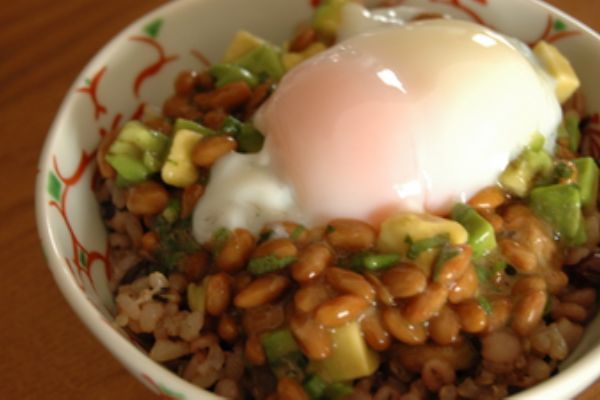 たまご料理を愉しむトピ
