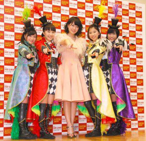 ももいろクローバーZの微妙すぎる演出に報道陣ら失笑