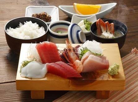 定食好きな人～！