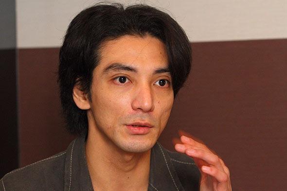 元光GENJIの赤坂晃、子持ち既婚者の女性と「不倫逃避行」か