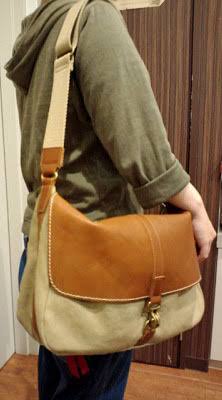 普段どんなバッグ持ち歩いてますか？