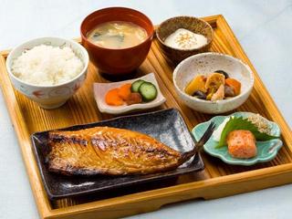 定食好きな人～！
