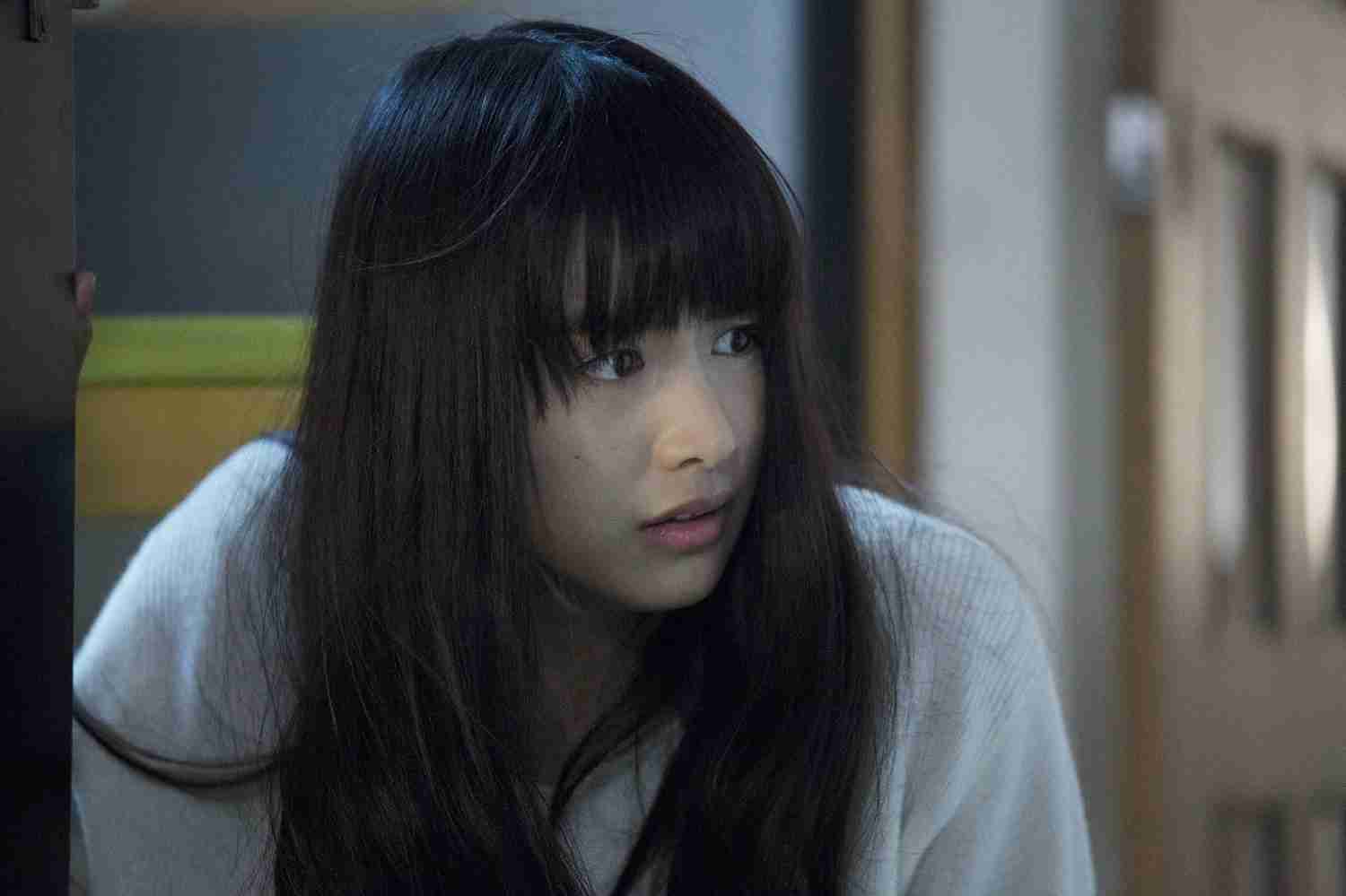 貞子vs伽椰子、最恐ヒロイン共演！山本美月主演で映画化 （シネマトゥデイ） - Yahoo!ニュース