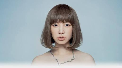 好きなアーティストのLIVE中の画像を貼るトピ