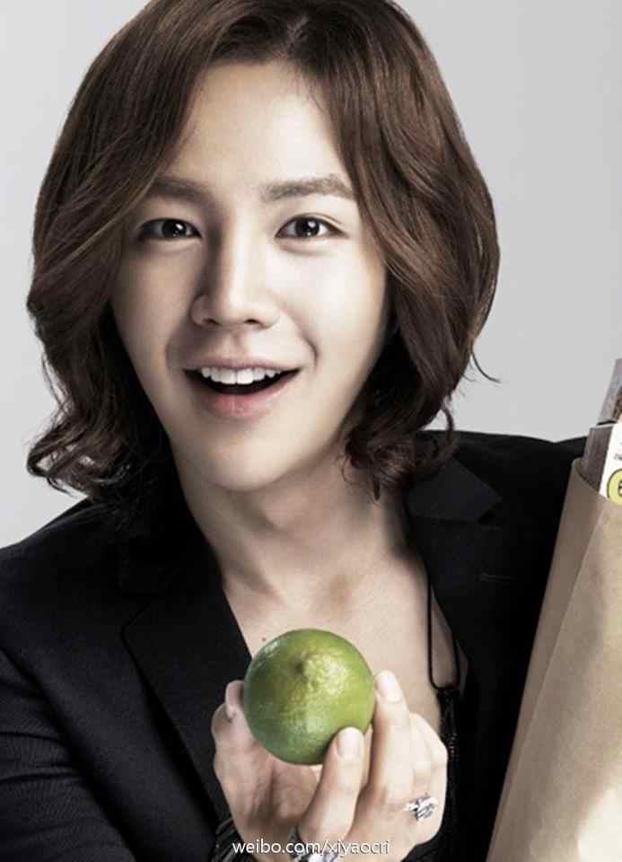 【SMAP】中居正広、木村拓哉への感謝コメント拒否していた！楽屋も1対4で別々