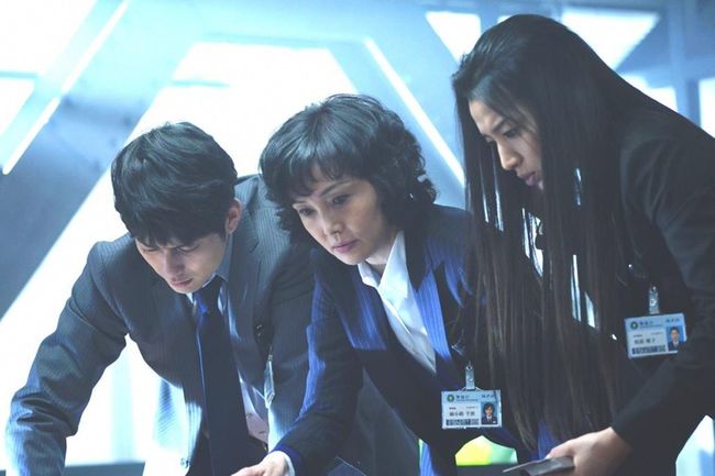 草なぎ剛主演「スペシャリスト」第2話、“いろはかるた”に繋がる真実に宅間が挑む - music.jpニュース