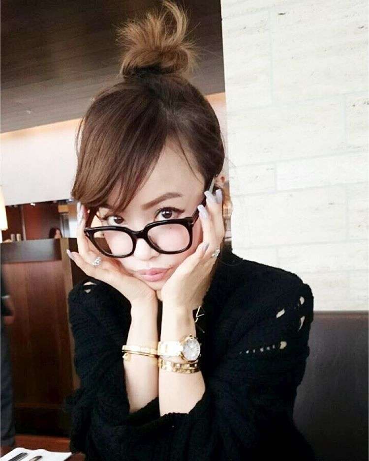 平子理沙、アイドルに負けない超ミニ姿披露