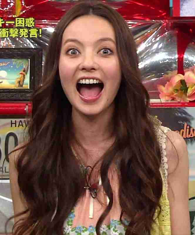 ベッキー 朝ドラ女優らとの女子会で「不倫」止められた…結局深みに