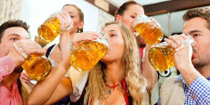 「会社の飲み会の二次会は『業務』」 福岡地裁の判決が話題に