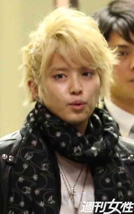 手越祐也、アイドル誌で父親が亡くなっていたことを明かす