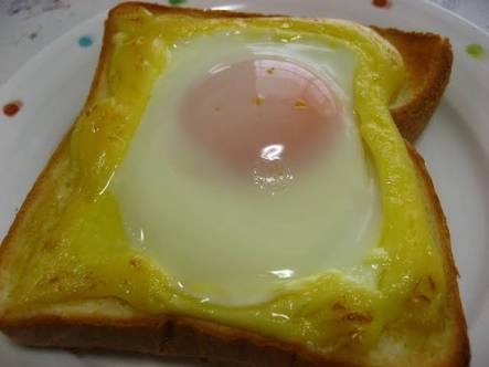 トーストの食べ方