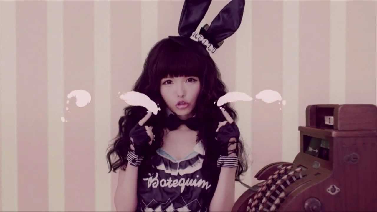 「Bunny Days♥」(Full ver.) - YouTube