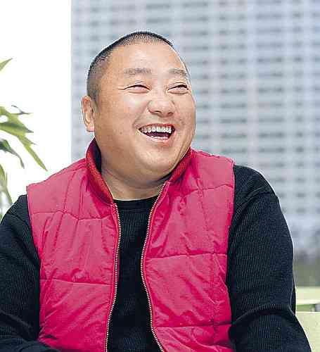 極楽とんぼ・山本圭壱、飲食店イベントでノリノリMC