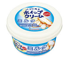 生クリームたっぷりスイーツ 画像