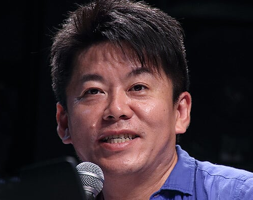 堀江貴文氏、雪の日も通勤するサラリーマンに「毎日やってるとかドM」
