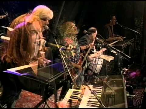 クリストファー・クロス 風立ちぬ Christopher Cross Ride Like The Wind - YouTube