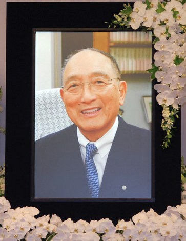 相澤会長通夜しめやかに　森田健作、ベッキーら参列 | ORICON STYLE