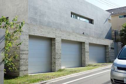 【暴露】解散するSMAPメンバー全員の年収が判明！ 最高年収は…